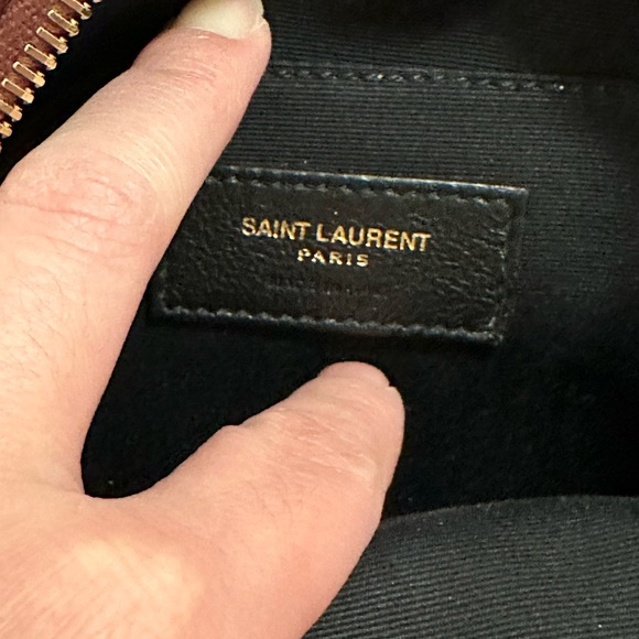 YSL round vinyle camera bag - Picture 3 of 8